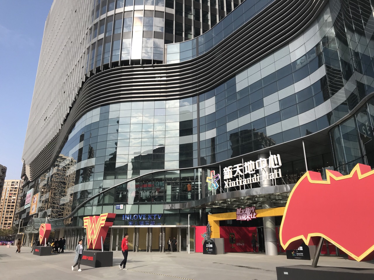 杭州新天地中心购物攻略 高大上购物体验新地标